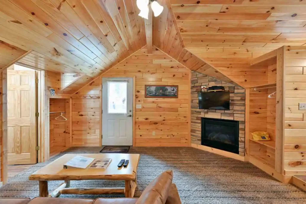 Cedar II One Bedroom Cabins