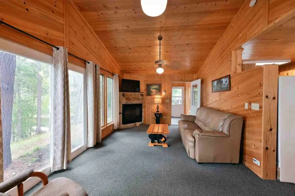 Cabin 5-19