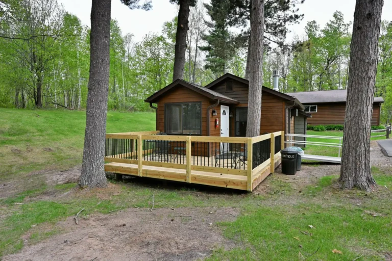Cabin8Ext-14