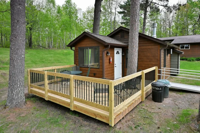 Cabin8Ext-7