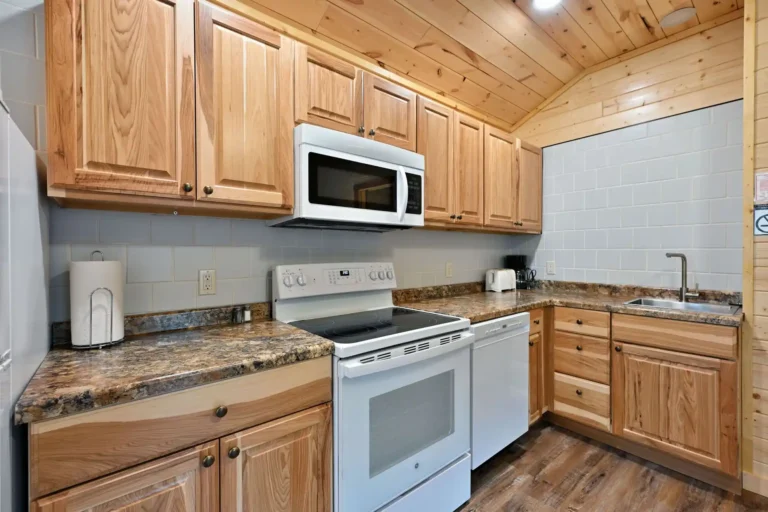 Cabin8Int-10