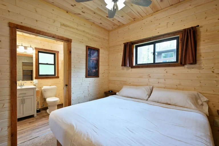 Cabin8Int-29