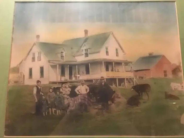 Old-Lessard-Homestead