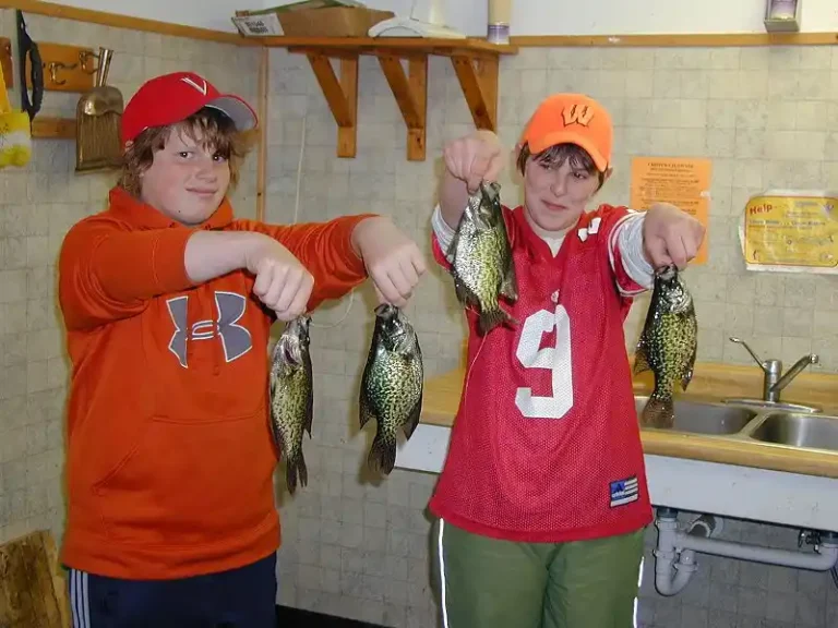 fish-cleaning-house-mike-john